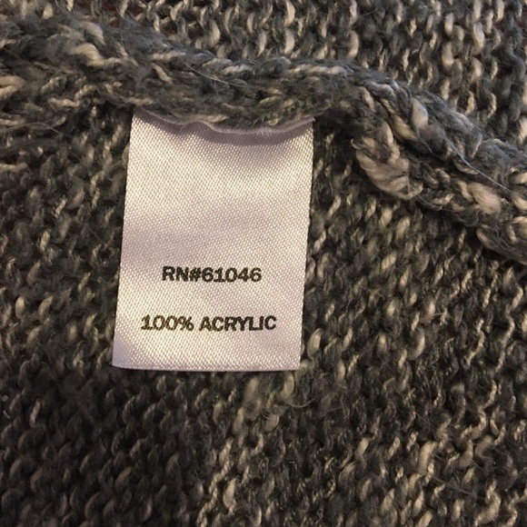 Vanity Striped Sweater - Picture 6 of 6